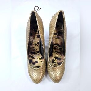 Sam Edelman Gold Evan Studded Heels Size 6.5